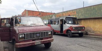 Solo tres busetas por día pueden abastecerse de gasolina en Valera