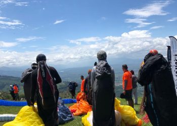 Parapente «X Open» surca los cielos trujillanos