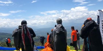 Parapente «X Open» surca los cielos trujillanos