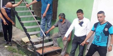 Colapsó por completo cloaca en la Av. José Manuel Briceño de La Cejita