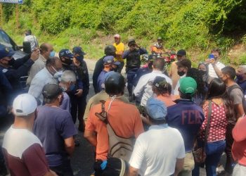 Ciudadanos llegan a acuerdos con autoridades luego de protestar otra vez por el arbitrario cambio de estación de servicio en Trujillo Capital