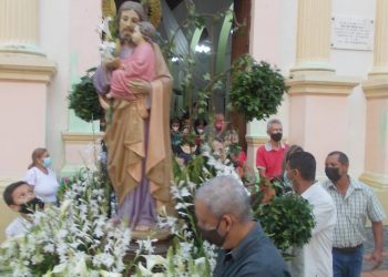 Corta procesión de San José en su día