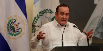 Guatemala afirma que el 95 % de aviones con droga proceden de Venezuela