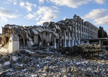 Ucrania | Los ataques rusos se intensifican sin avance diplomático y con el bloqueo a civiles