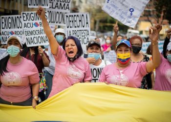 Mujeres en Venezuela denuncian en su día la «precariedad» en la que viven