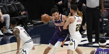 Booker hunde a los Nuggets con 49 puntos; el Este, al rojo vivo
