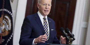 Biden ordena evaluar la creación de una moneda digital estadounidense