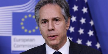 Blinken: «Nuestra responsabilidad es que la guerra no salga fuera de Ucrania»