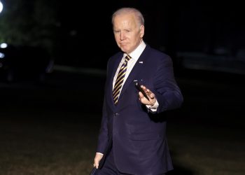 Biden celebra la liberación de dos estadounidenses presos en Venezuela
