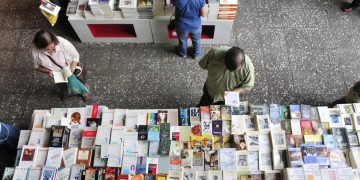 Día Mundial de la Poesía: Innovación y resistencia en la creación mexicana