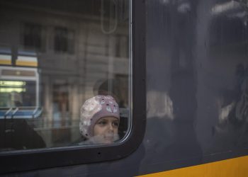 Cada segundo un niño ucraniano se convierte en refugiado, según Unicef
