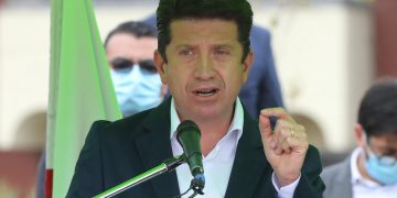 Relevan a un coronel colombiano que supuestamente violó a un oficial del Ejército