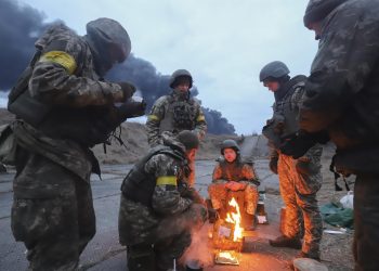 Séptimo día de invasión: Presión de Rusia sobre Jarkov y el sur de Ucrania