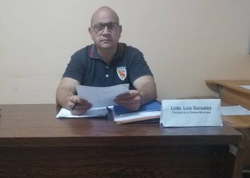 Trabajamos para solventar problemas de los valeranos, asegura concejal Luis Manuel González