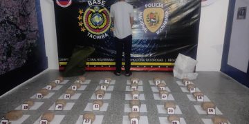 Detenido hombre con 32 envoltorios de marihuana en Capacho Nuevo