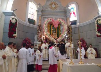 Tovar: Santuario de la Virgen de Regla estrenó nueva imagen y celebró los XXV años de ordenación de su párroco rector