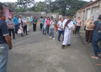 BETIJOQUE | Viacrucis  de Viernes de Cuaresma en parroquia San Juan Bautista