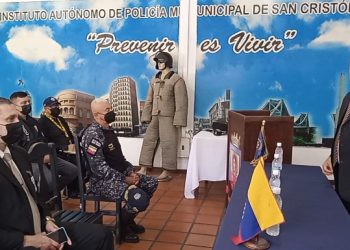 PoliSanCristóbal pionero en Formación de Operadores Caninos