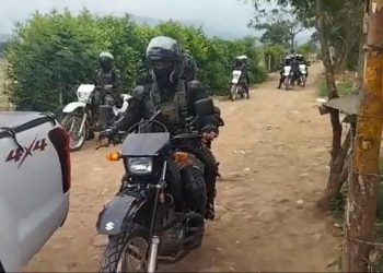 Irregulares trafican carros robados en Colombia por trochas del Táchira