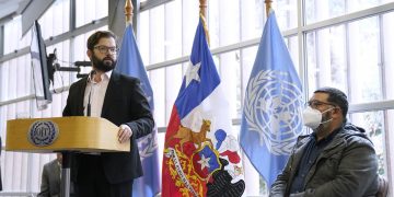 Boric lanza un proceso de diálogo nacional en busca de un nuevo contrato social