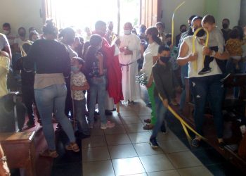 Hasta casi caer la noche hubo misas de Domingo de Ramos en Betijoque