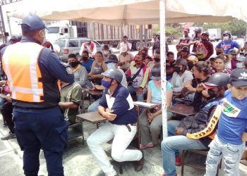 En Sabana de Mendoza dictan charlas preventivas sobre medidas de seguridad que deben acatar motorizados