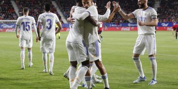 1-3. El Madrid sentencia la Liga en El Sadar