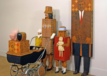 Una exposición reivindica a Marisol, una artista pop venezolana amiga de Warhol