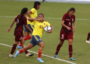 2-2. Colombia y Venezuela empatan con un doblete de Leicy y otro de Deyna Castellanos