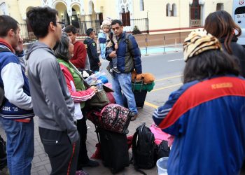 Perú suma más del 50 % de los pedidos de asilo de venezolanos en todo el mundo