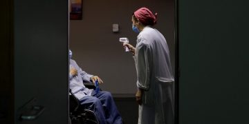 La ciencia descubre por qué la covid persistente causa dolor duradero