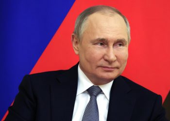 Rusia responde a EEUU con sanciones a Kamala Harris y Mark Zuckerberg