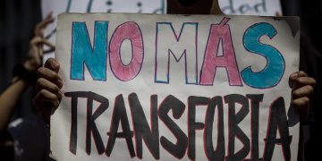 Activistas venezolanos reclaman el derecho de las personas trans a cambiar de nombre