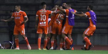 La Guaira sufre su primera derrota pero sigue líder de la liga venezolana