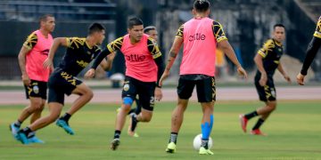 Aurinegros  visitan a Emelec