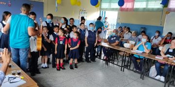 Dirección de Educación visita instituciones educativas de Coloncito y Umuquena