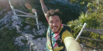 Exigen la liberación del fotógrafo Carlos Germán Debíais quien ya tiene boleta de excarcelación