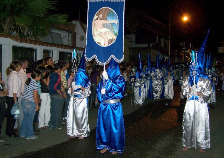 Los Penitentes del Nazareno son parte de la historia cultural contemporánea de La Cejita