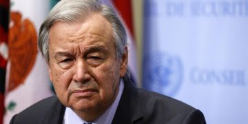 Guterres llegó a Kiev en misión de paz para reunirse con Zelenski tras ver a Putin
