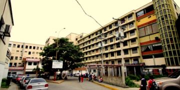 Gremio médico paraliza actividades quirúrgicas electivas como método de protesta ante detención arbitraria de galeno en Hospital de Valera