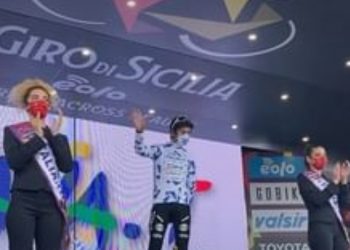 ENTRERUEDAS/ Jefferson Cepeda, alcanzó lo más alto del podio en el Tour di Sicilia