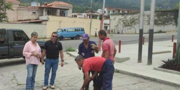 Continúa presencia de gas H2S en El Murachí en Valera a pesar de las labores de limpieza de las bocas de visita