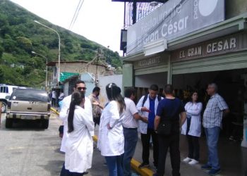 Emilio Fajardo se solidarizó con gremio médico por detención de Nayib Morales