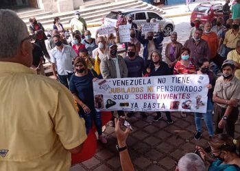 Coalición Sindical y FENAJUP reiteraron reclamos de jubilados, pensionados y trabajadores activos