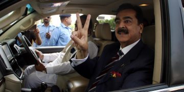 Pakistán disuelve el Parlamento y convoca elecciones generales