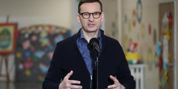 Polonia pide endurecer las sanciones contra Rusia, que considera inefectivas