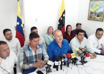 Alcaldes opositores proponen que estados afectados por  apagones aporten recursos para activar plantas generadoras