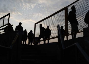 En Perú comienza toque de queda ordenado por Castillo en Lima y en Callao