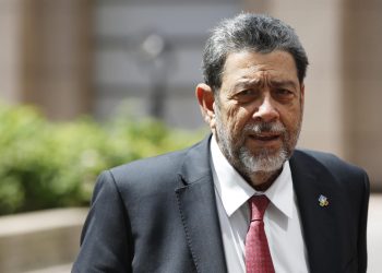Venezuela cancela la deuda de San Vicente y las Granadinas con PetroCaribe