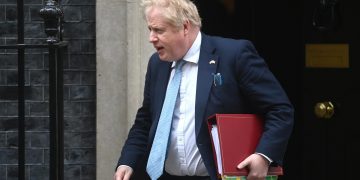Rusia prohíbe la entrada a Boris Johnson y a otros 12 cargos británicos